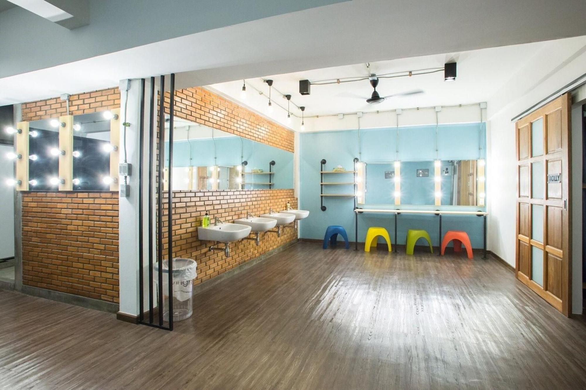 Vestique Hostel Chiang Mai Eksteriør bilde