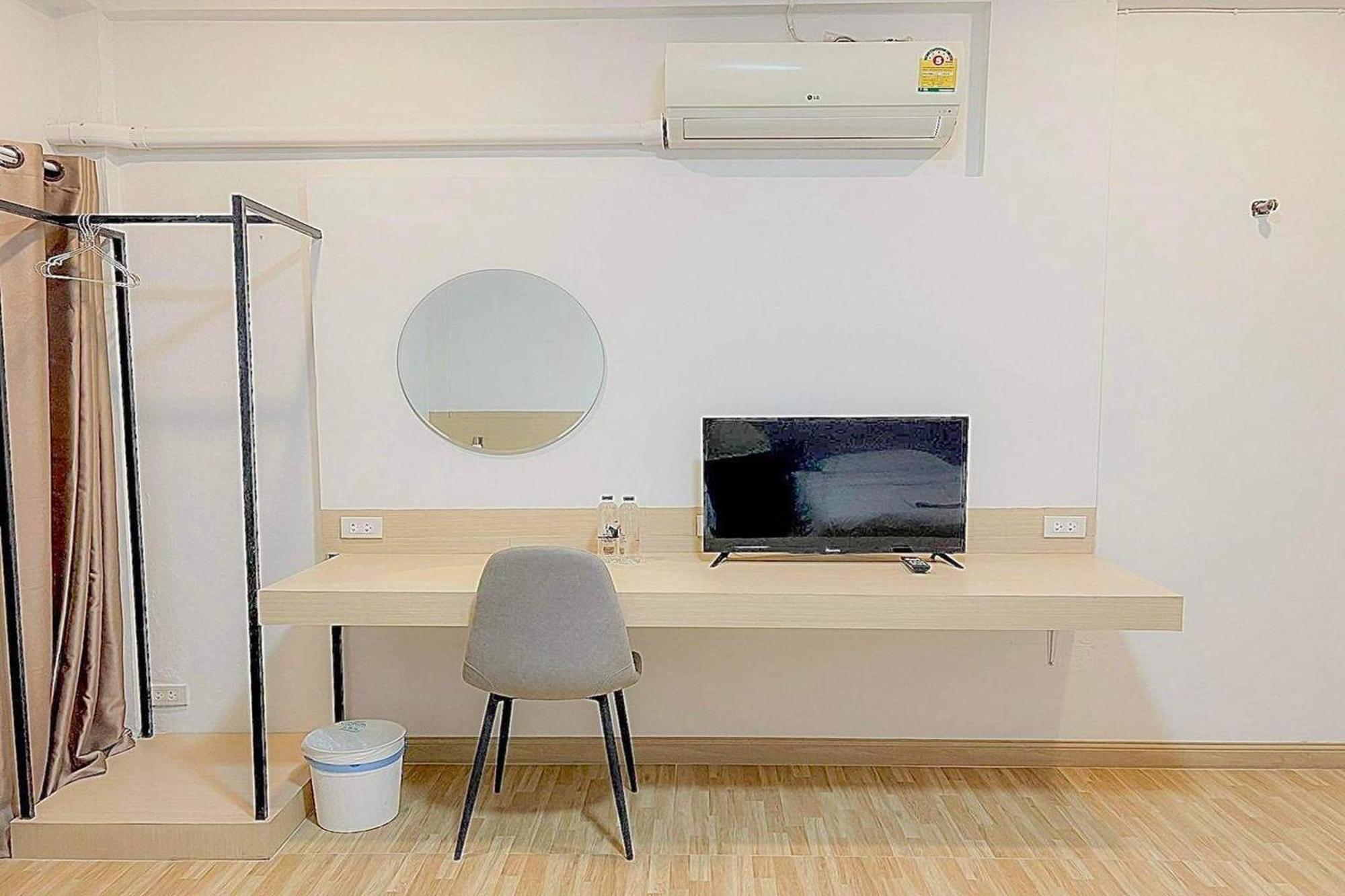Vestique Hostel Chiang Mai Eksteriør bilde